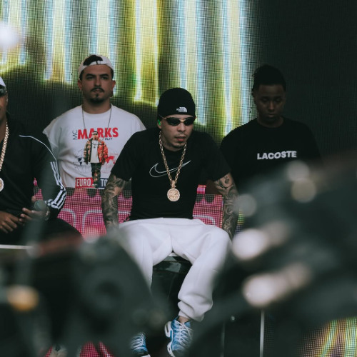 MC Tuto e Pê Leal – Nois Que Marola
