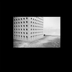 Premiere: B2 - Pîrvu - Jump [MEANDER31]