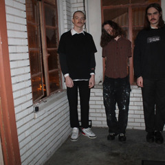 leonardo decapitated - distance