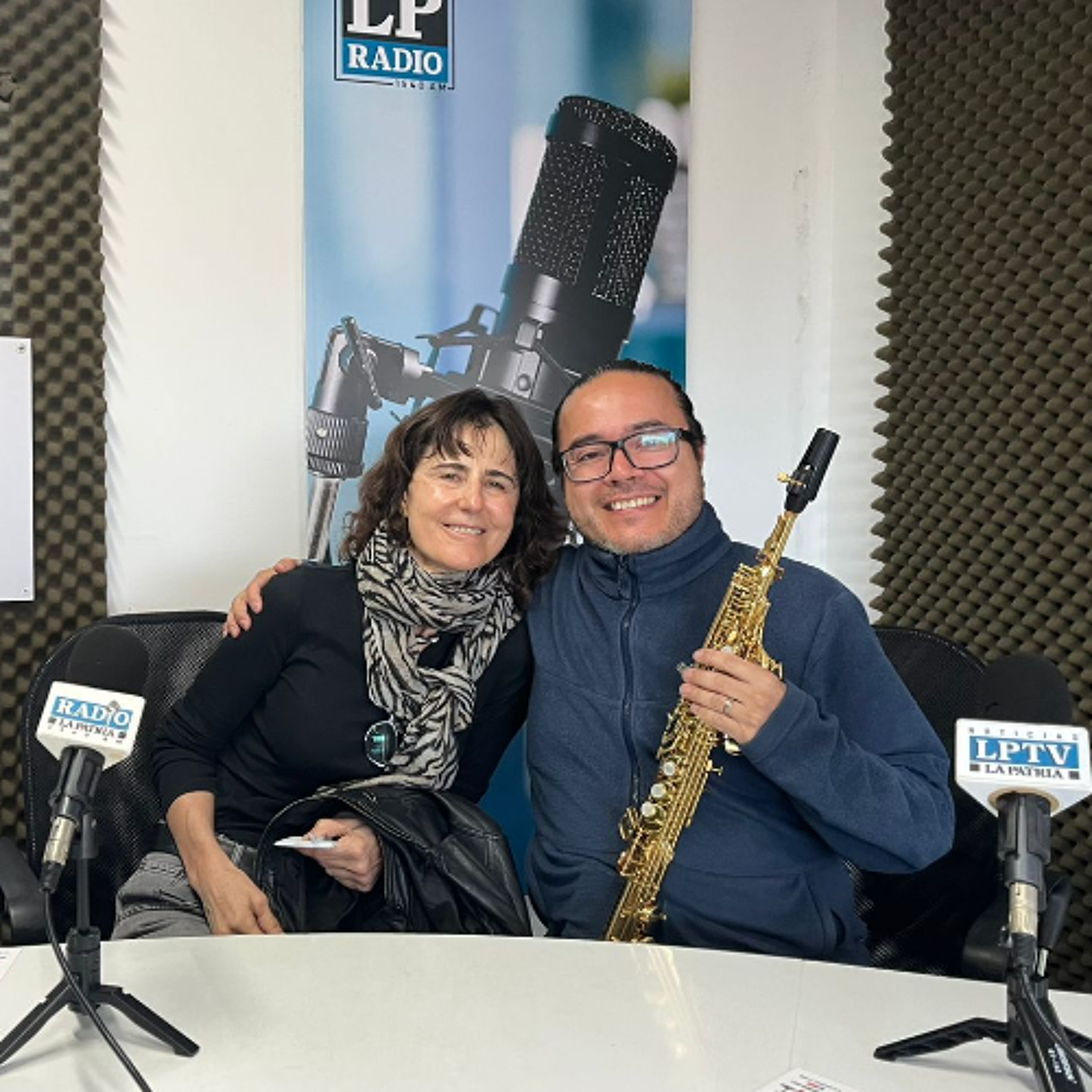 7. Entrevista con integrantes del proyecto Manijazzales en Vinilo Café Bar episode artwork