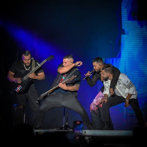 Dj RayMix - Aventura (EN VIVO)