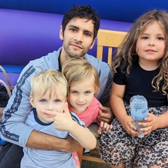 Natural woman ft Thomas lintott