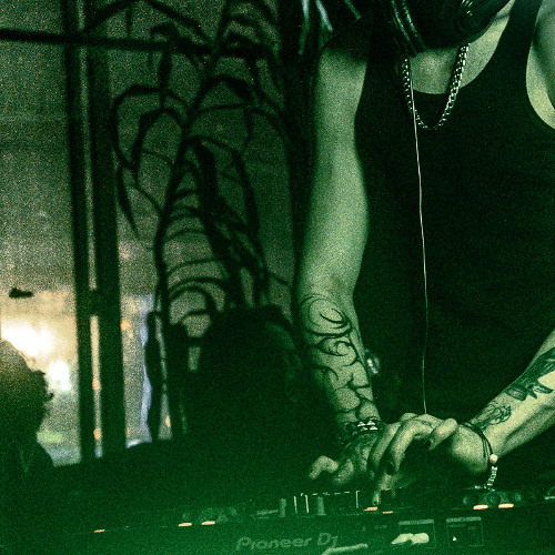 n3s>:) dj contest N0SPI party set