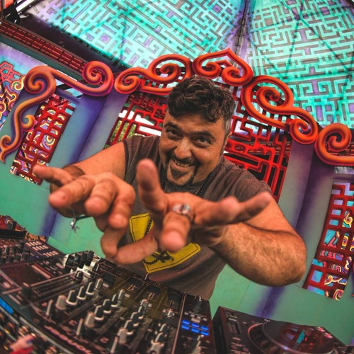 Darwish On Decks Welcoming 2021