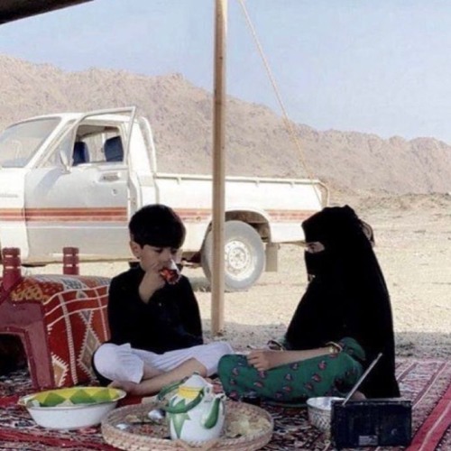حاتم الجليدي | لا واعذابي كل ما أذكر هوى مي اللي هوتني من ليال الطفولة
