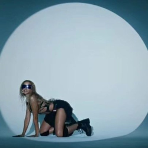 "a beat for Tinashe to sing to" Carcell says