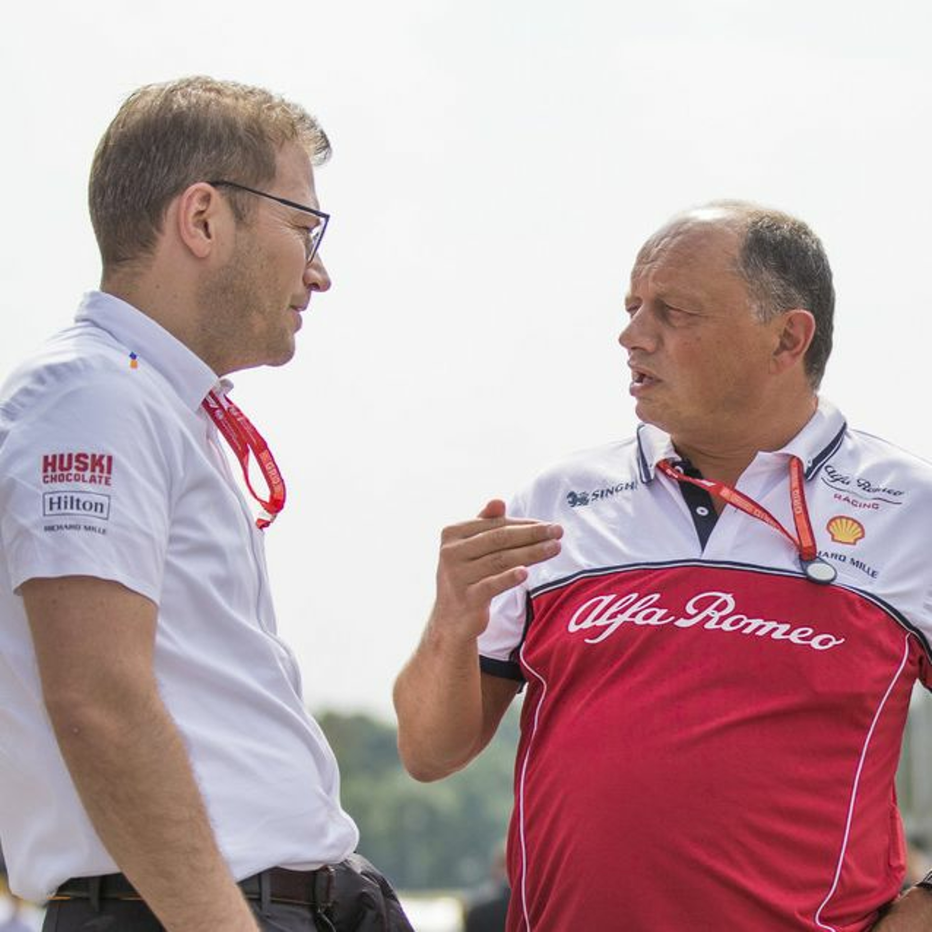 Šachy se šéfy týmů F1: Kdo zvládnul nejlepší tah?