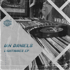 DHAthens Premiere: Ian Daniels - Space Age [Modern Nostalgia]