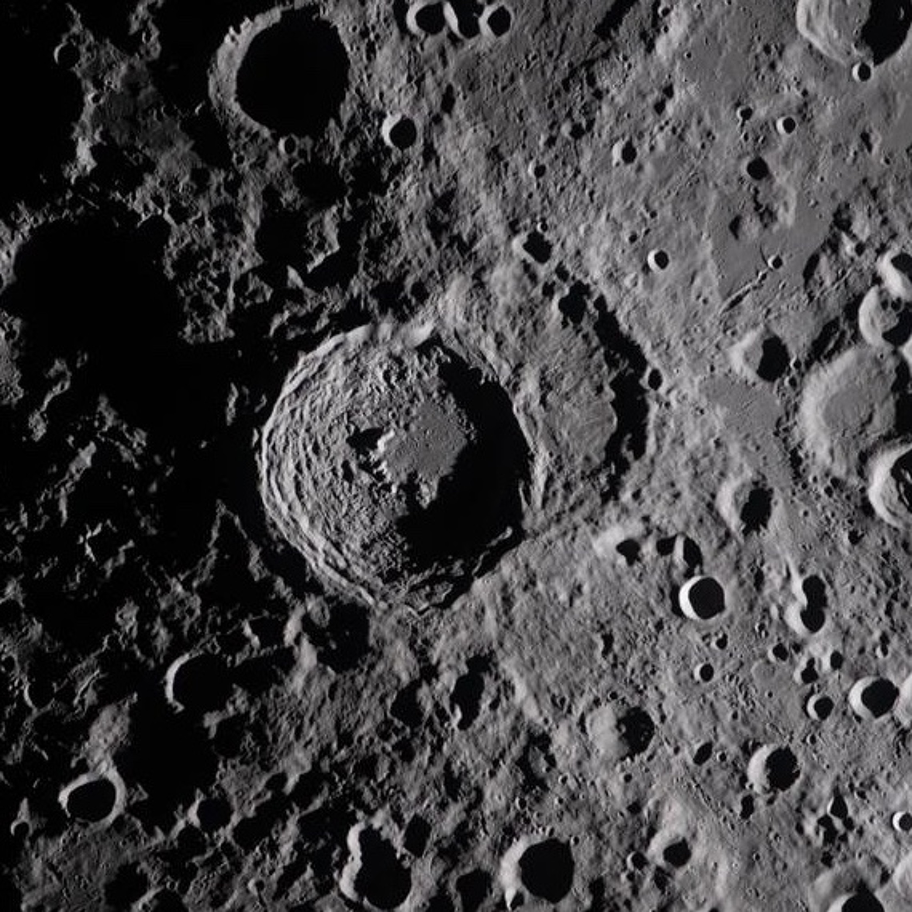 Lunar Mosaic Imaging: Multi‑Feature Observations episode artwork
