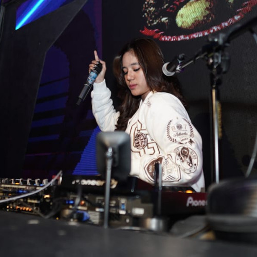 SHOUT [ Donny Fernanda x DJ OCAK ] #Mr Zaki ce dinar