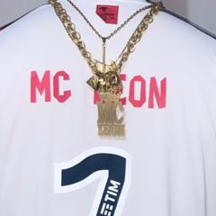 MC LEON CONEXAO DO CHAPADAO ( DJs PEDRIN DO HIMALAIA E DJ MENOR )