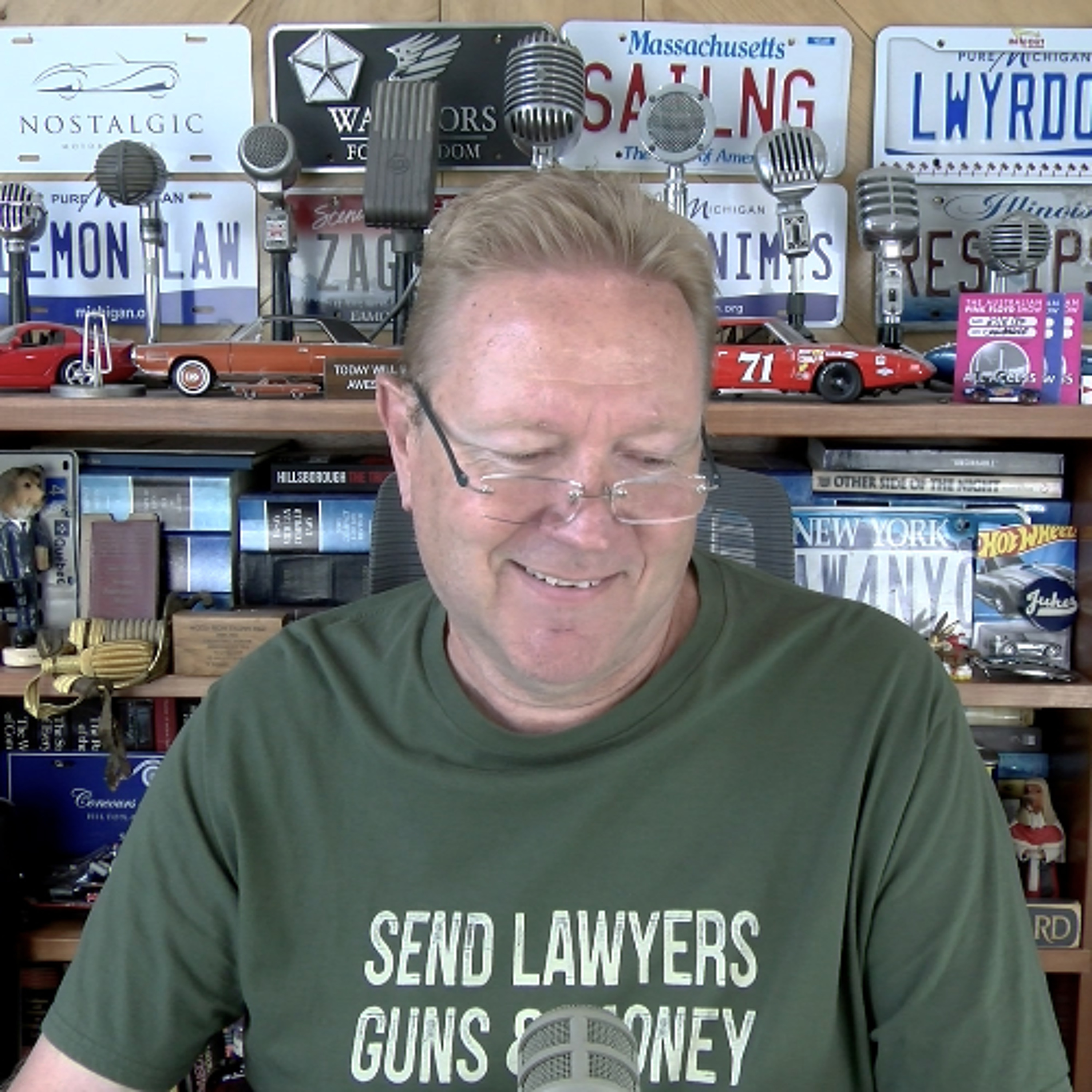 Bakery Wins 1st A. Fight Over Donut Mural and Sign Law