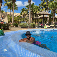 Dancehall vs Funky-House (JA X UK MASHUP) - DJ rheezii