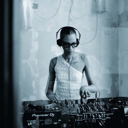 abnorm concept store x LR - IMMI BAKES