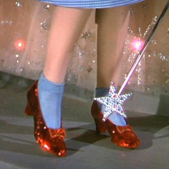 Dance Disco Dorothy, dance