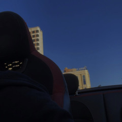الحب اول خطوه على طريق الفراق:(