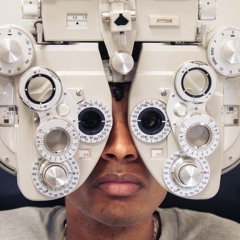 Qui pourrait trouver mes yeux ?
