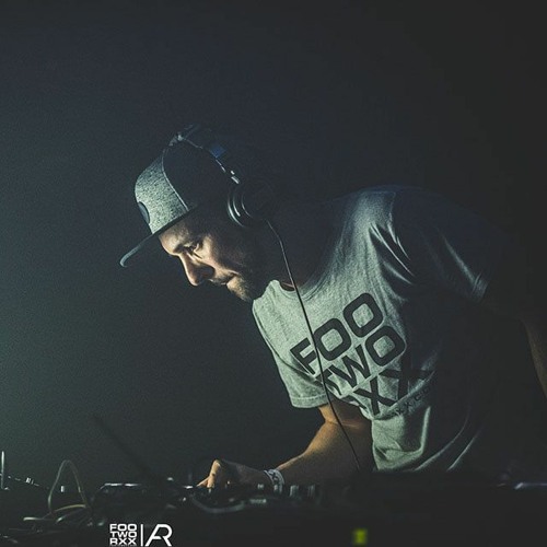 Penta - Footworxx Powermix - April 2022