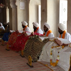 Prabh Milbe Ko Preet Man Laagi - Bhai Narinder Singh Ji Banaras