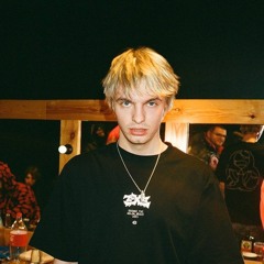 MAYOT, Slatt Savage, молодой калуга – Хлопья