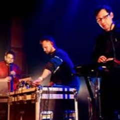 1.16. Amor digital: música experimental en la década de los noventa, 1990-2002