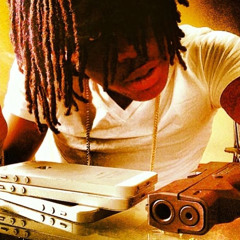 glo n mo 2 // august samples w wqlff + innsmouth + sane1 + 1yuuzi