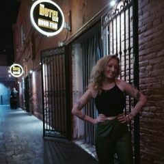 VANILLA (Live At Hotel Cafe) // Holly Humberstone
