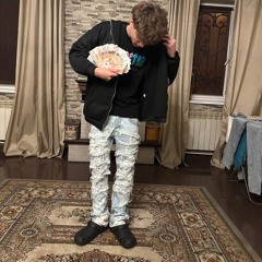 ЛЮБОВЬ ЕСТЬ