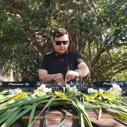 Play And Fresh - Progressive Night Episode 068 - Loops Radio Progressive