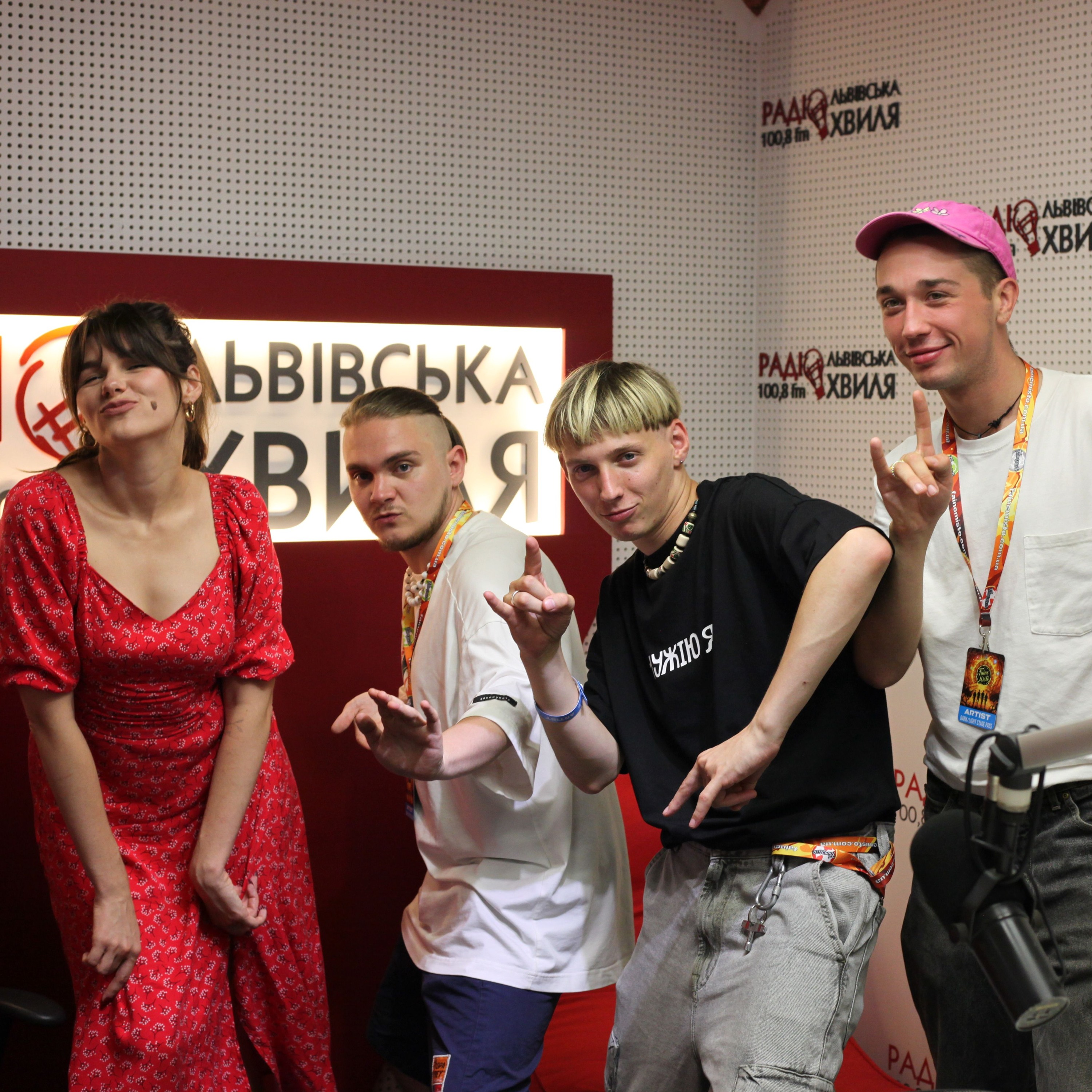 Як Сагайдачний і Король Данило у Миргороді зустрілись // інтерв'ю NAZVA та BRYKULETS episode artwork