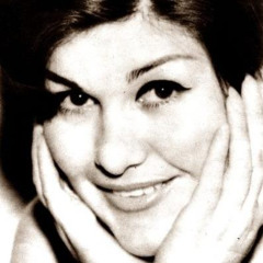 ме правиш млада ти - Нина Спирова  (you make me feel so young)