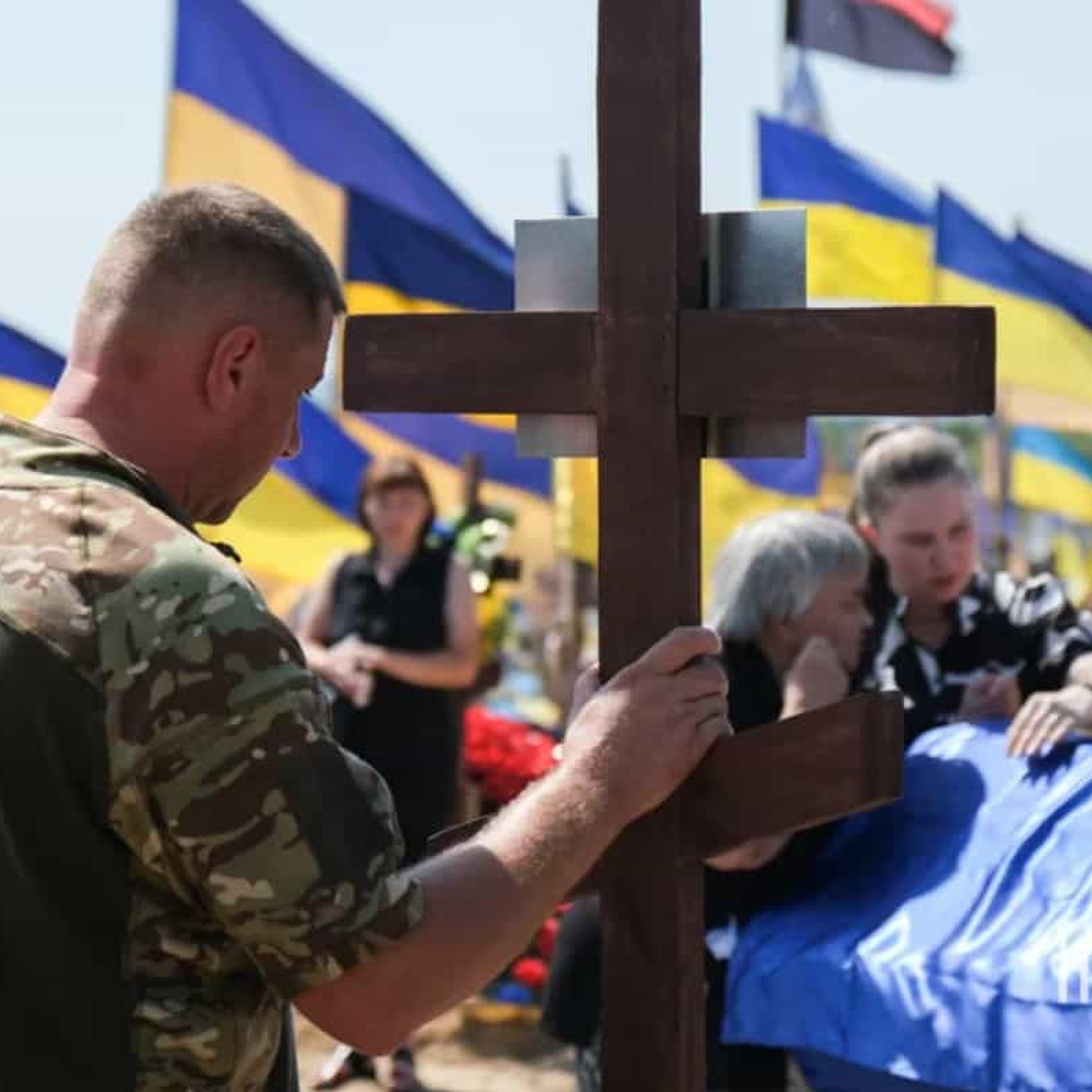 Перепоховання під час війни: з якими викликами можна зіштовхнутися