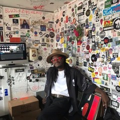 LOT RADIO DJ