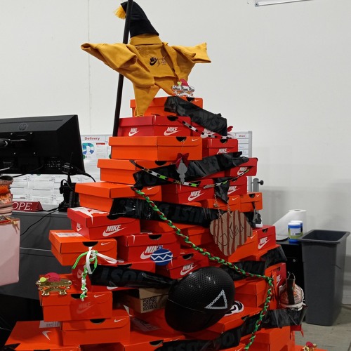 Stream Rip Young Dolphin by heat broker | Listen online for free on