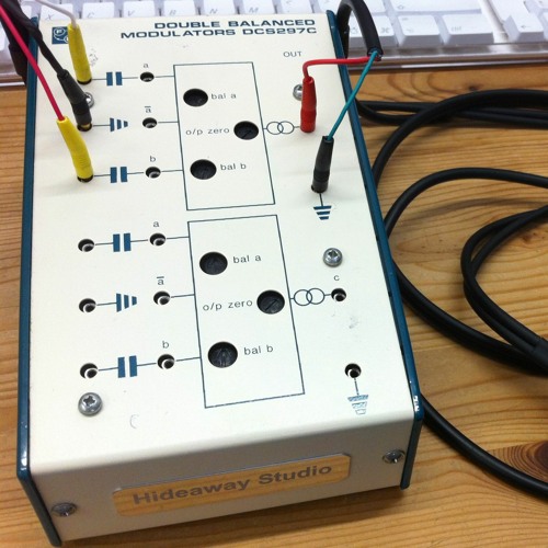 Feedback DCS297C Balanced-Modulator: Metallic Monster..