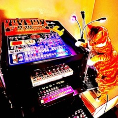 Acid Kitty (part of live set) - (Free DL) -