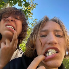 Август ft. mehb00yy