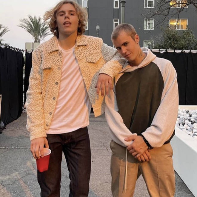 Stay – Justin Bieber & The Kid Laroi ( VANA Remix)