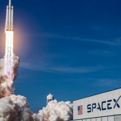 SpaceX .. شغلوني عندكوا ولو أوفيس بوي