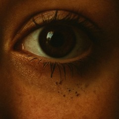 Eyes That Never Saw Me
