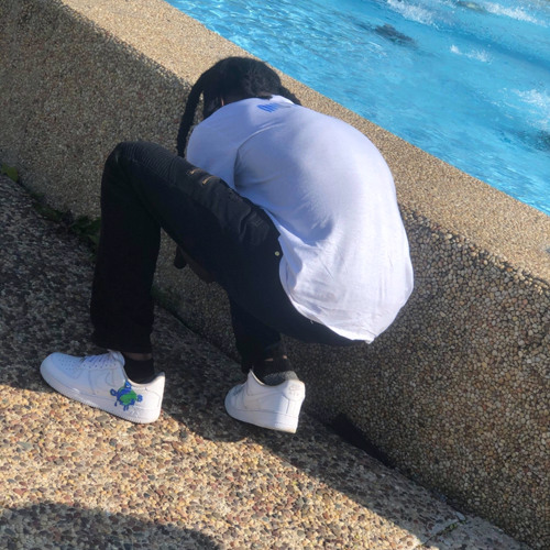 BacksTurnt