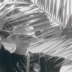 Subtle Sonic Layers: Deep House & Techno Fusion with Maneki Neko