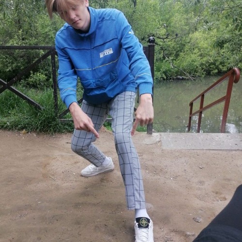 2000 баксов год змеи