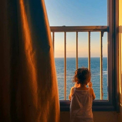 تُفَدِّيكَ النُّفوسُ ولا تُفادى ..فأدنِ القُربَ أو أطِلِ البِعادَا | سعيد الكملي