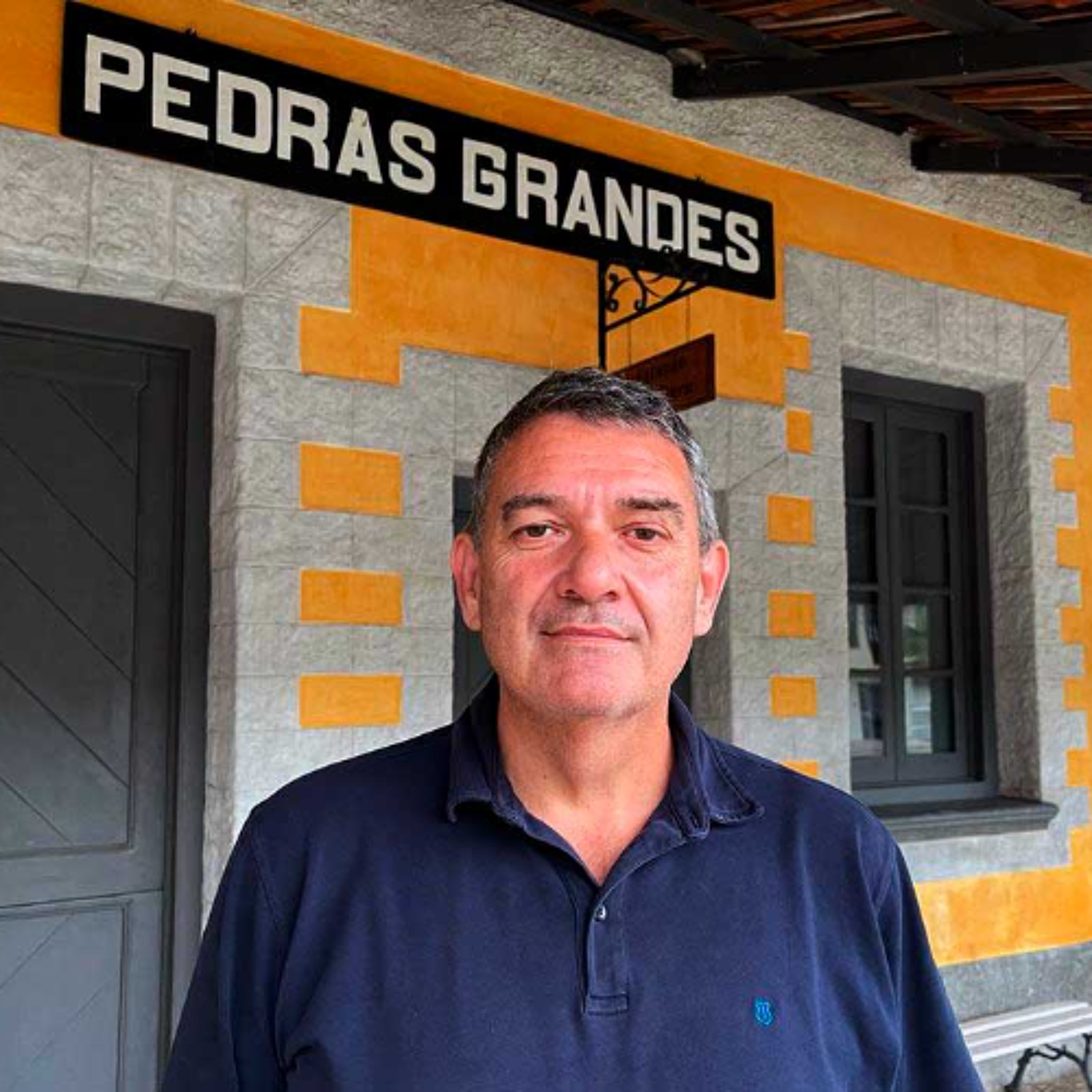 Prefeito de Pedras Grandes destaca investimentos, turismo e explica rompimento de pacto com cidade italiana episode artwork