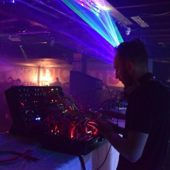 Robert Alexander @ Dickens Calgary Oct 22 2022 Oscill8