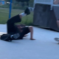 Не скучаю (p. cl6udly)