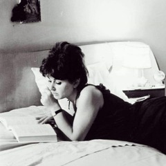 ولكن تأخذ الدنيا كدا هو