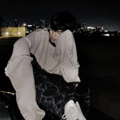 ÚSAME - STRANGEHUMAN