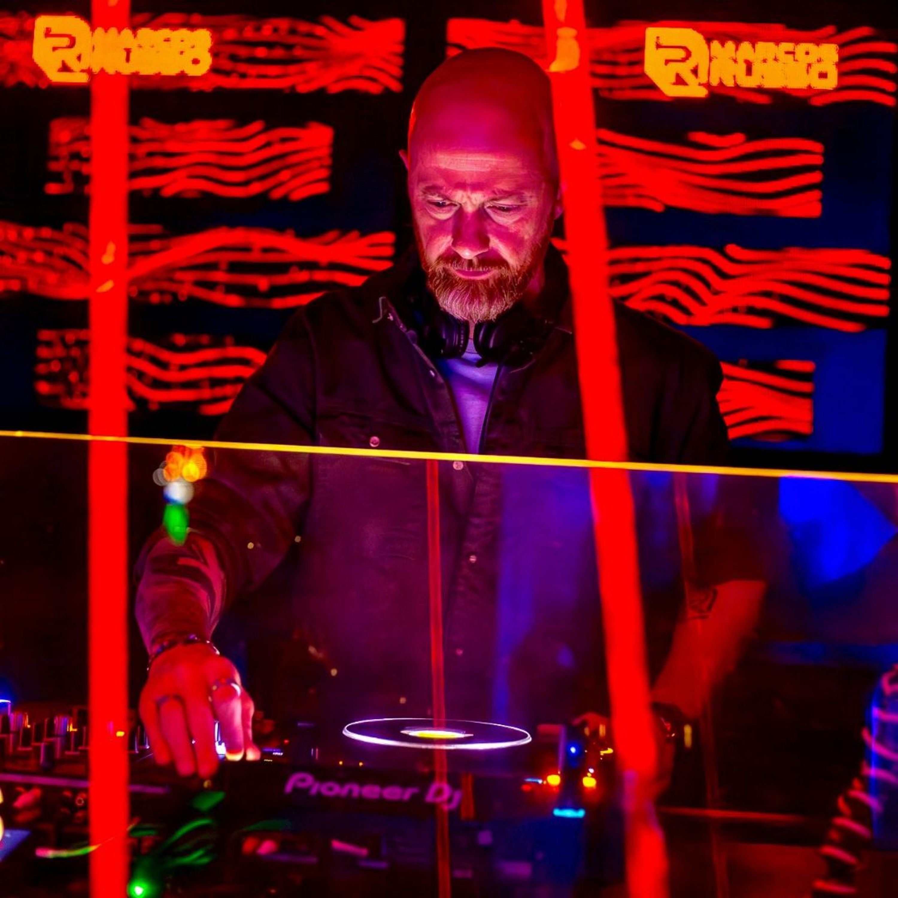 DJ Marcos Russo